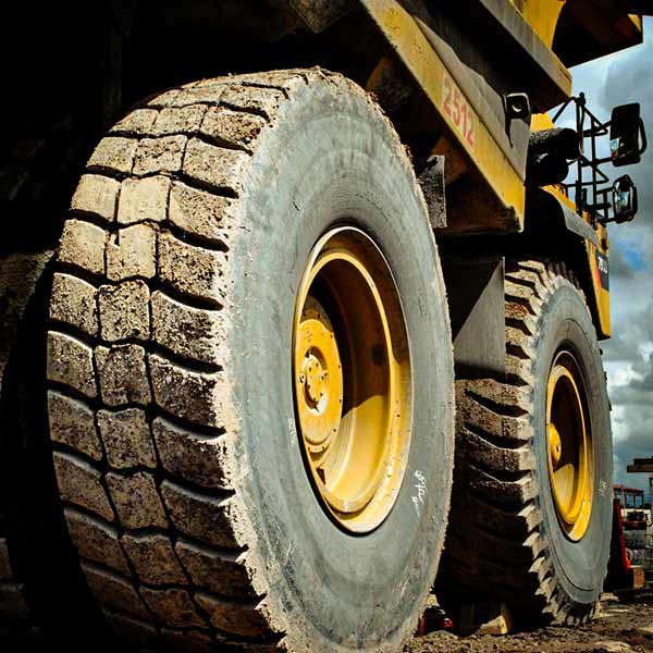 ETS supply re-tread and remoulded tyres for excavators, tractors and plant