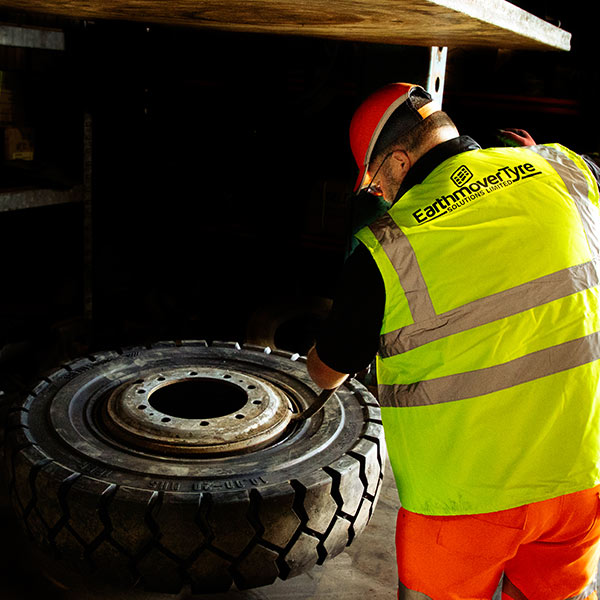 ETS offer a tyre pressing service to remove a wheel from a solid tyre for tyre replacement